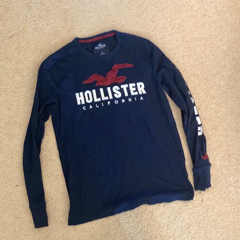 Hollister long sleeve T-shirt